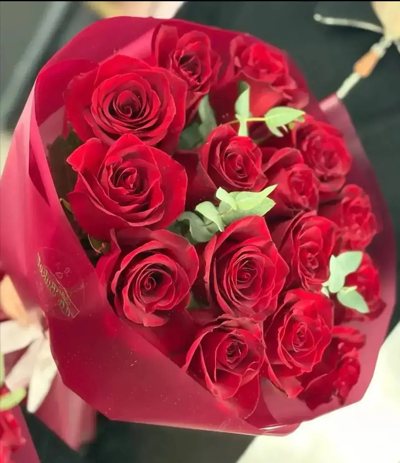 Алый акцент