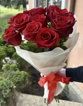 Букет из 11 красных роз